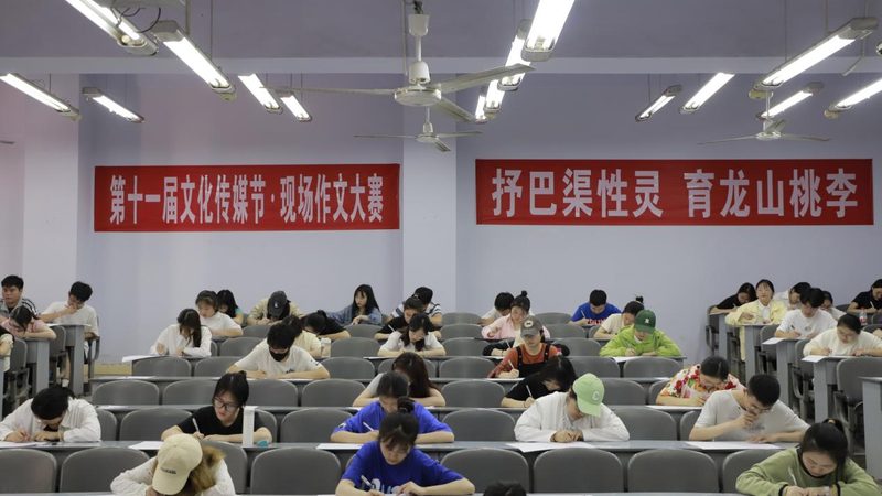 短视频拍摄剪辑：如何挑选合适的拍摄器材
